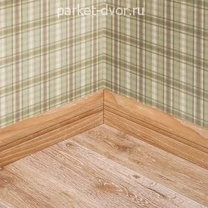Плинтус Parketoff из массива Дуб Юкон (пог. м)