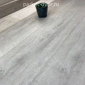 Виниловый SPC ламинат Aspen Floor Natural Touch NT3-03 Дуб Шато