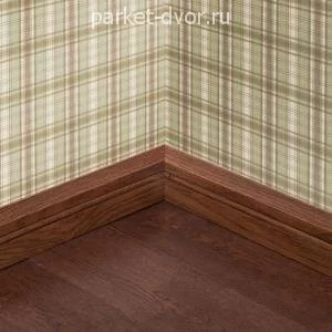 Плинтус Parketoff из массива Дуб Состаренный (пог. м)