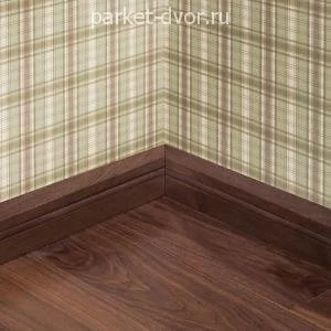 Плинтус Parketoff из массива Орех американский Натуральный (пог. м)