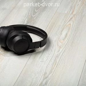 Ламинат Kronopol Laufer Husky LH7766 Oak Tanana