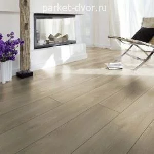 Ламинат Eurowood Maximo 45317/0013 Дуб Луч Света