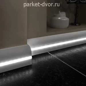 Плинтус Evrowood Белый PN 080 LED 16х95х2000 мм (пог. м)