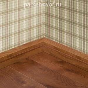 Плинтус Parketoff из массива Дуб Окаванго (пог. м)